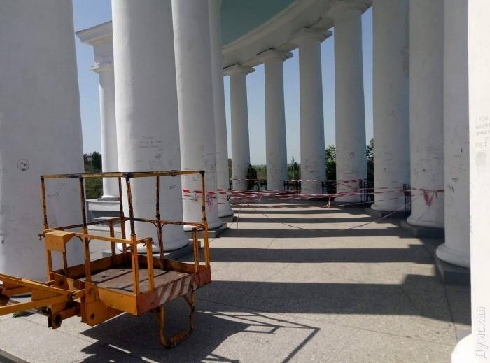 Стаття Реставрация Воронцовского дворца и колоннады стартует 10 мая Утренний город. Одеса