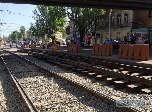 Статья Капремонт на Пересыпи: на Балковской частично уложены новые трамвайные пути Утренний город. Одесса