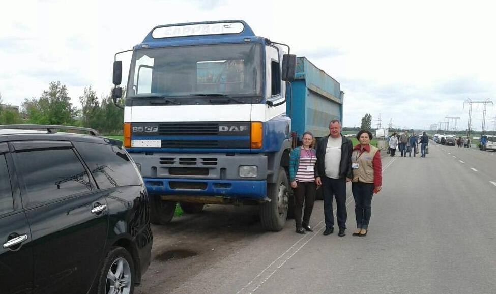 Статья Переселенцам разрешили забирать «из дому» свои грузовики и автобусы: как это работает? Утренний город. Одесса
