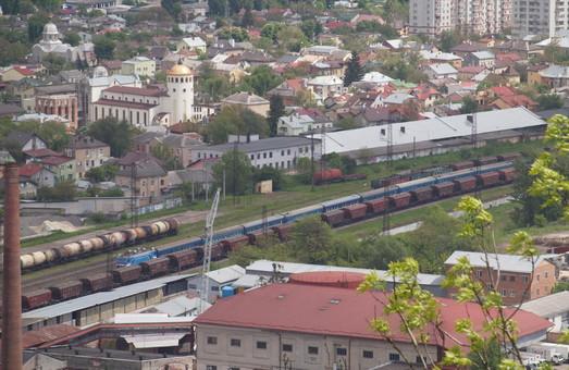 Стаття Поезд Одесса - Львов будет делать остановку на станции Пидзамче Утренний город. Одеса