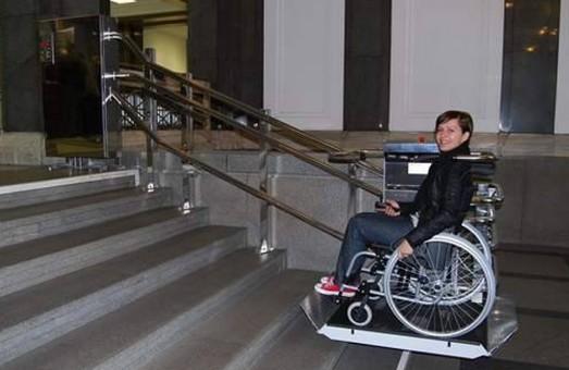 Стаття В Одессе предлагают создать удобные платформы для спуска колясок в подземные переходы Утренний город. Одеса