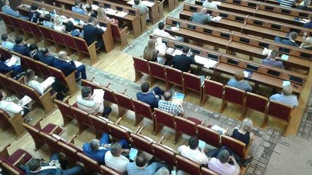 Стаття КИУ составил рейтинг финансовых популистов в Раде Утренний город. Одеса
