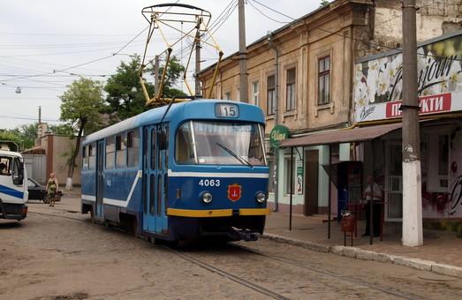 Стаття Как одесский трамвай петляет по узким улочкам Слободки Утренний город. Одеса