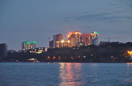 Статья Мэр Одессы назвал оползни одной из главных опасностей для города Утренний город. Одесса