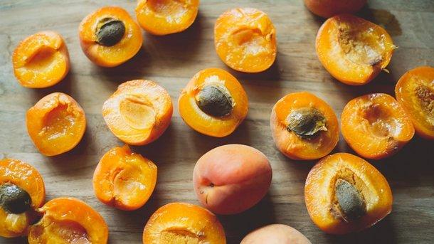 Стаття Сезон абрикоса: выбираем самые вкусные и качественные фрукты Ранкове місто. Одеса