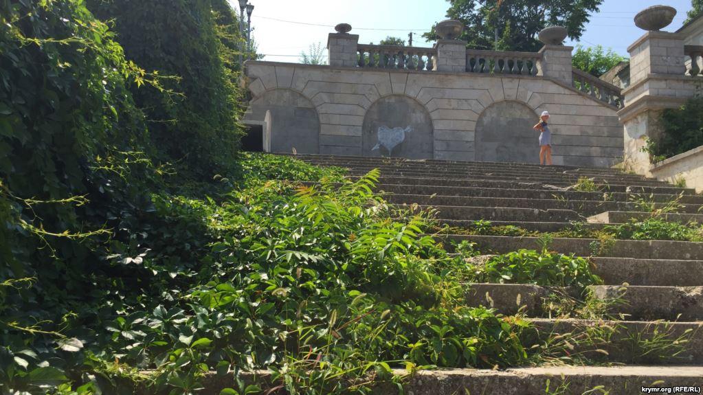 Стаття Разрушенный символ Керчи: поможет ли предупреждение Путина спасти Митридатскую лестницу? Ранкове місто. Одеса