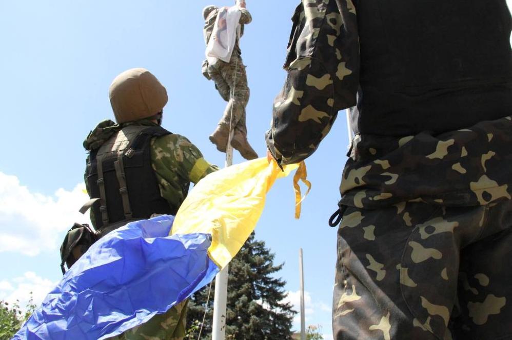 Стаття Лисичанск отмечает третью годовщину освобождения от боевиков Ранкове місто. Одеса