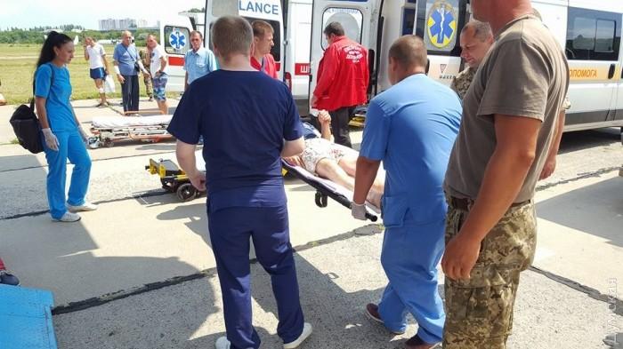 Стаття В Одессе приземлился борт с ранеными солдатами Утренний город. Одеса