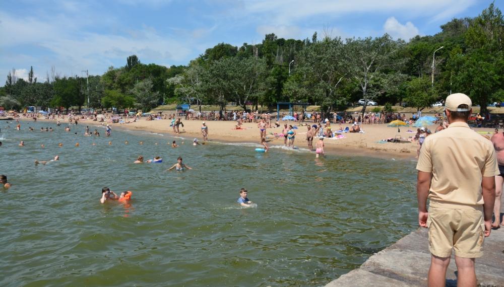 Стаття Пляжи Мариуполя снова начали привлекать туристов со всей Украины Ранкове місто. Одеса