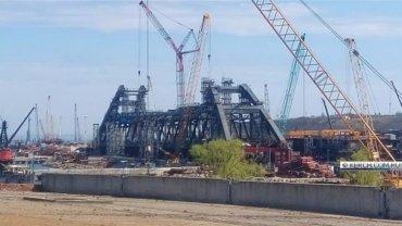 Стаття Строители Керченского моста не могут установить арки Ранкове місто. Одеса