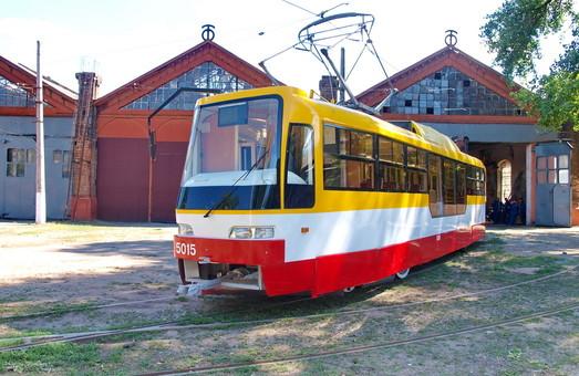 Стаття Для Одессы закупают первый почти полностью низкопольный трамвай Утренний город. Одеса