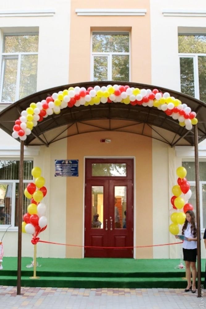 Стаття При школе на одесском Ленпоселке открыли детский сад и спорткомплекс Утренний город. Одеса