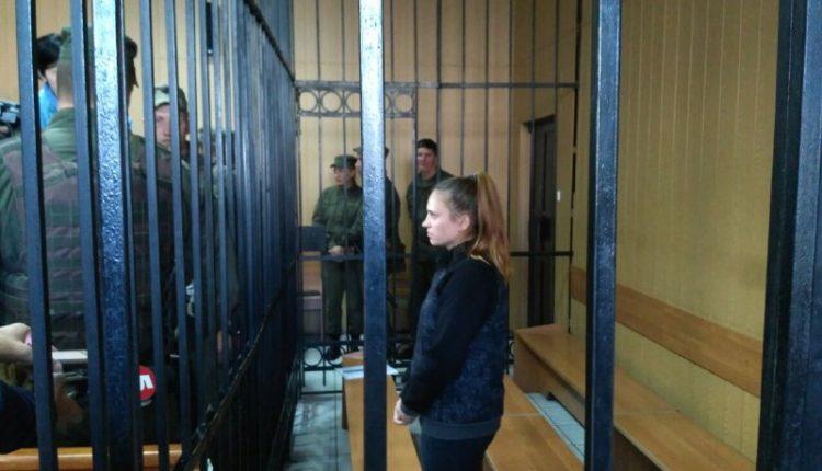 Стаття Трагедия в «Виктории»: Воспитательницу освободили в зале суда и передали на поруки Найему (фото) Утренний город. Одеса