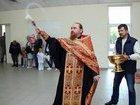 Стаття Православный священник в оккупированном Донецке освятил «ЗАГС» в «отжатом» у мормонов здании. ФОТО Ранкове місто. Одеса