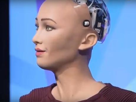 Стаття Андроид София впервые в мире робототехники получил гражданство Ранкове місто. Одеса