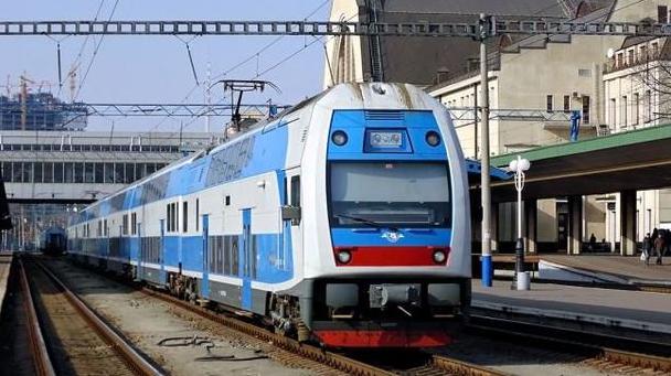 Стаття «Укрзализныця» запустила двухэтажный скоростной поезд «Тернополь-Киев» Ранкове місто. Одеса