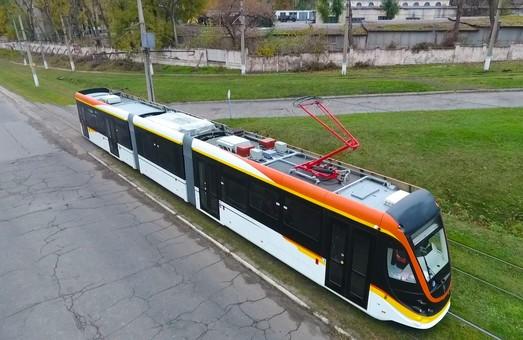 Стаття Новый трамвай от одесско-днепровской компании успешно испытали в Каменском (ФОТО) Ранкове місто. Одеса