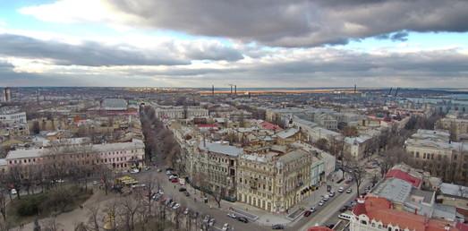 Стаття Киевский суд арестовал недвижимость, приватизированную по согласию одесской мэрии Ранкове місто. Одеса