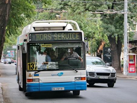 Стаття Популярный одесский автобусный маршрут на поселок Котовского ходить больше не будет Ранкове місто. Одеса