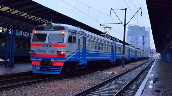 Стаття Поезд «Киев-Мариуполь» будет курсировать быстрее Ранкове місто. Одеса