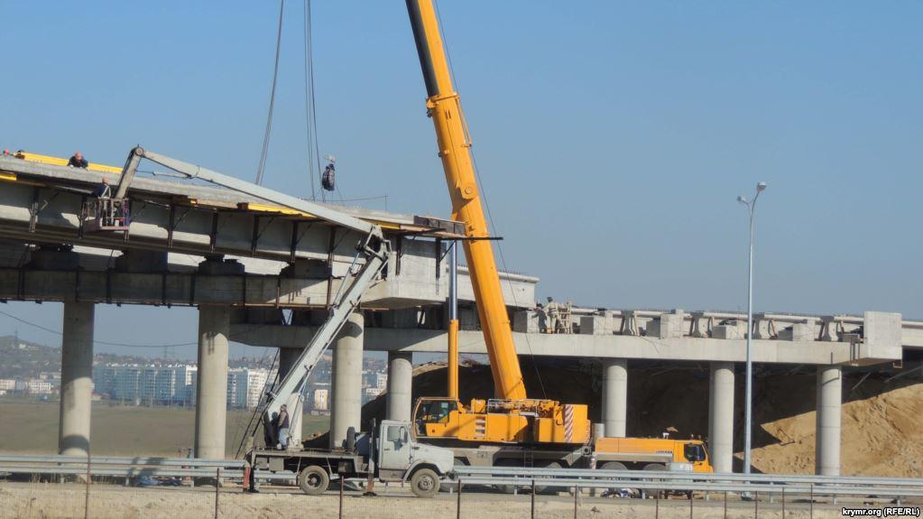 Стаття В Керчи завершают сооружение эстакады в районе автоподхода к Керченскому мосту (+ фото) Ранкове місто. Одеса