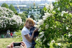Стаття В этом году украинцы будут отмечать майские праздники четыре дня подряд Ранкове місто. Одеса
