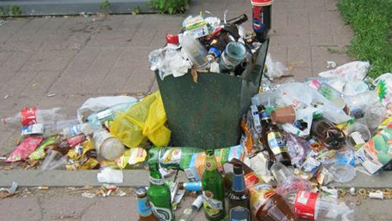 Стаття В Одессе хотят дважды в день опорожнять мусорные баки Ранкове місто. Одеса