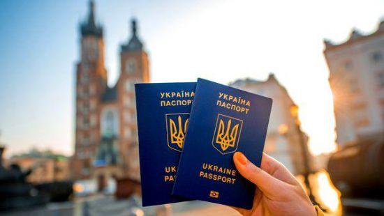 Стаття Куда украинцы могут поехать без виз? (ИНФОГРАФИКА) Ранкове місто. Одеса