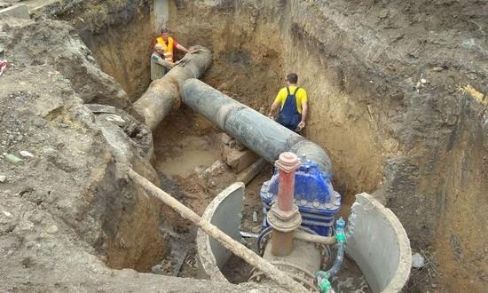 Стаття В Одессе кипят работы по подключению нового водопровода на Толбухина (ФОТО) Ранкове місто. Одеса