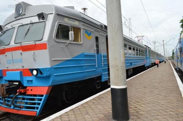 Стаття В Мариуполь прибывает новый электропоезд, рассчитанный на 1000 пассажиров Ранкове місто. Одеса