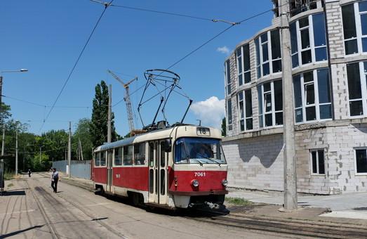 Стаття В Одессе реконструируют конечную станцию трамвая на Большом Фонтане Ранкове місто. Одеса