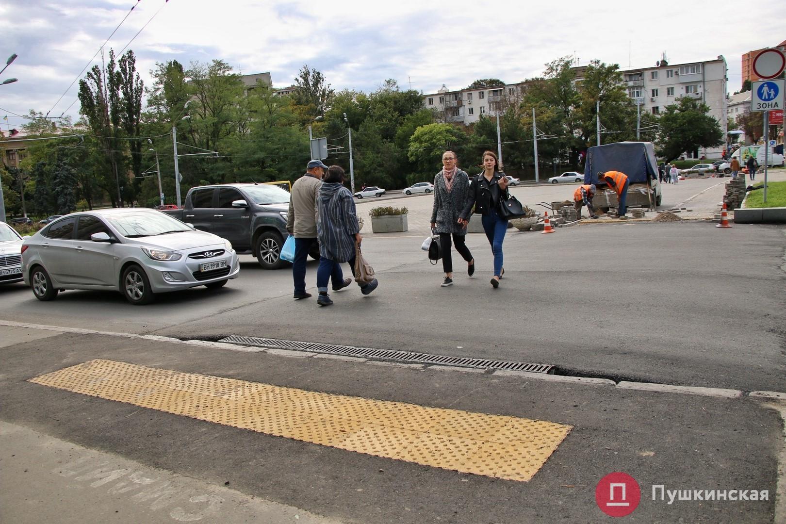 Стаття «Бугорки» для пешеходов. Фото Ранкове місто. Одеса
