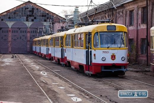 Стаття Тариф на проезд в одесских трамваях и троллейбусах все-таки вырастет до 5 гривен Ранкове місто. Одеса