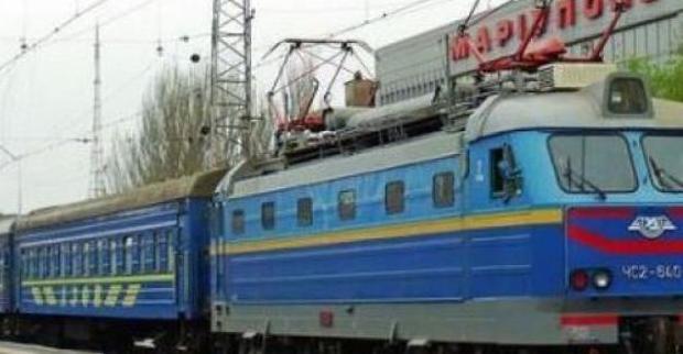 Стаття С ноября в поездах Мариуполь — Киев появится услуга горячего питания Ранкове місто. Одеса