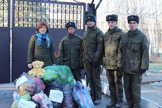 Стаття Харьковские гвардейцы собирают подарки для детей, пострадавших на Донбассе Ранкове місто. Одеса