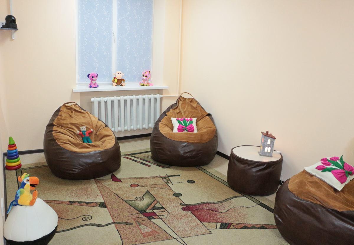 Стаття В Одессе открыли комнату дружественного опроса детей, пострадавших от домашнего насилия. Фото Ранкове місто. Одеса