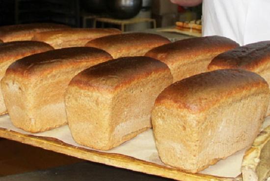 Стаття Малоимущие семьи получили «талоны» на хлеб от Одесского горсовета Ранкове місто. Одеса