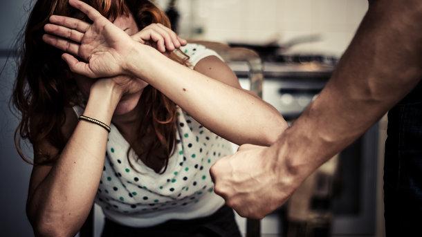 Стаття Закон о противодействии домашнему насилию вступил в силу Ранкове місто. Одеса