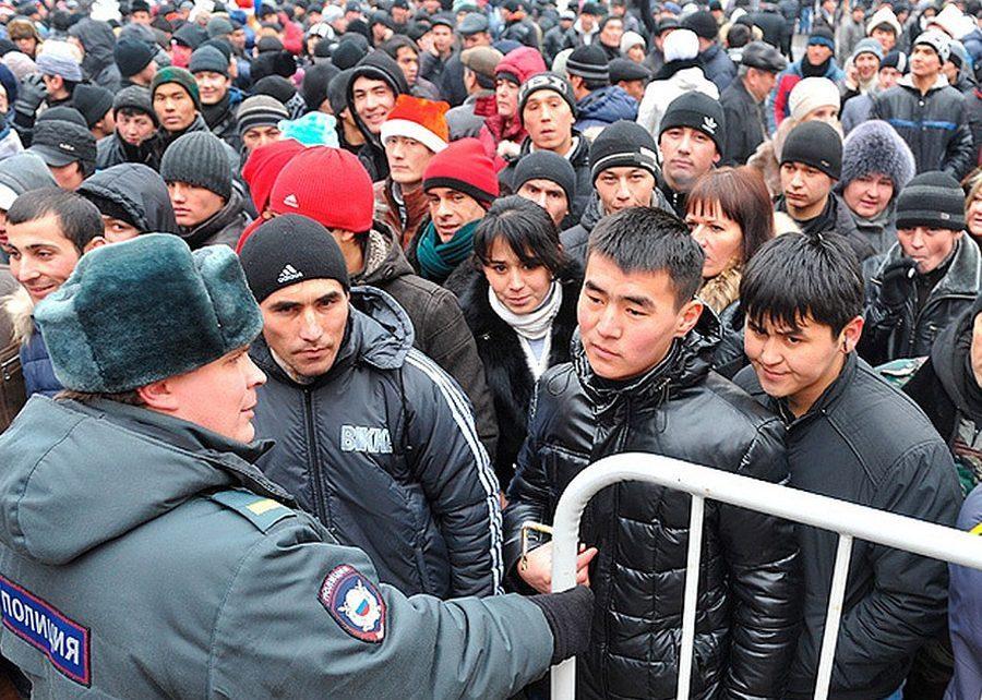 Стаття Раньше лидером по числу мигрантов в Россию была Украина, а с 2018 года — Таджикистан Ранкове місто. Одеса