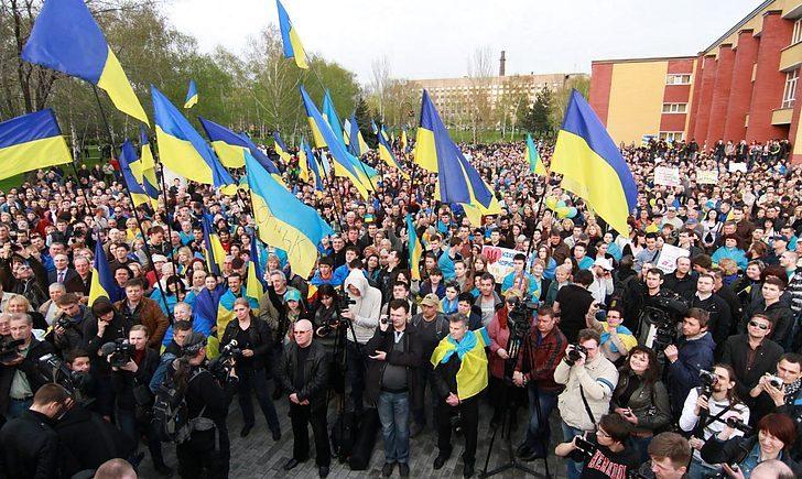 Стаття Пять лет назад в Донецке прошел последний мирный митинг за единую Украину. ФОТО Ранкове місто. Одеса