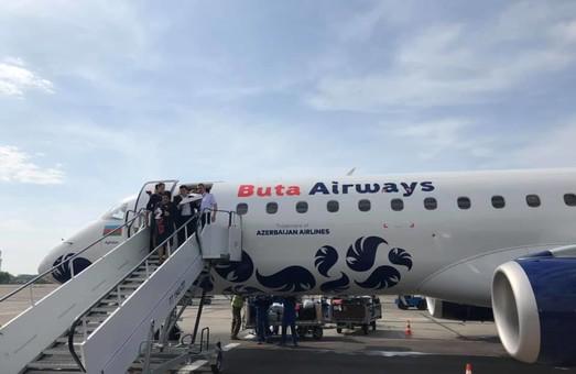 Стаття Сегодня в аэропорт Одессы прибыл первый авиарейс «Buta Airways» из Баку Ранкове місто. Одеса