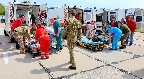 Стаття В Одессу прибыл борт с молодыми бойцами, ранеными на Донбассе: опубликованы фото Ранкове місто. Одеса