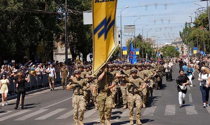 Стаття Військовий парад і масові гуляння: Маріуполь відзначав п’яту річницю звільнення від бойовиків. ФОТО Ранкове місто. Одеса