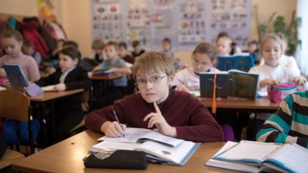 Стаття В Украине отменили обязательную школьную форму Ранкове місто. Одеса