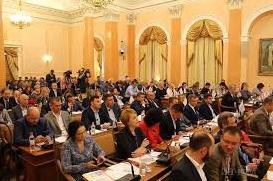 Стаття Одесские депутаты проголосовали за новую дорогу в порт: фуры прекратят ездить в жилой зоне Ранкове місто. Одеса
