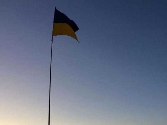 Стаття В Крыму подняли флаг Украины в память о погибших на Донбассе морпехах Ранкове місто. Одеса