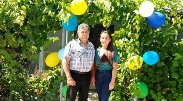 Стаття Молодой девушке подарили дом в Одесской области Ранкове місто. Одеса