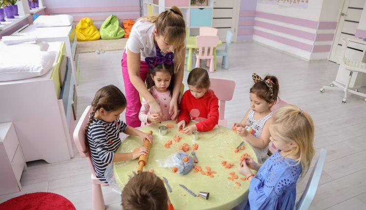 Стаття В мэрии рассказали, как одесситам получить компенсацию за частный детский сад Ранкове місто. Одеса