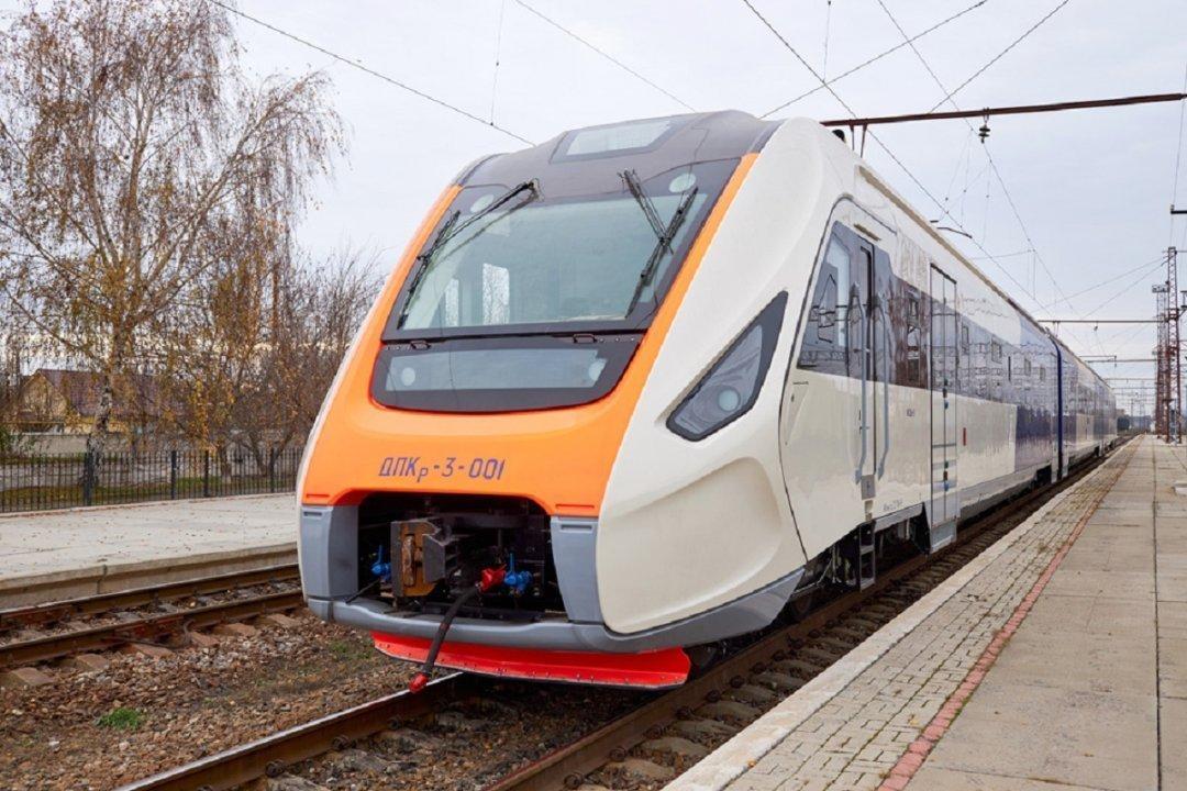 Стаття Крюковский вагоностроительный завод выпустил на железную дорогу новый поезд (ФОТО) Ранкове місто. Одеса