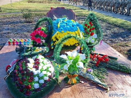 Стаття В Одессе открылась выставка в память погибших защитников Украины Ранкове місто. Одеса